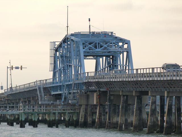 Harbor Island Bridge to be replaced in 2017